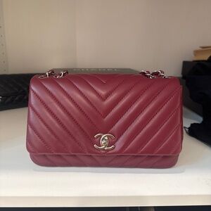CHANEL Burgundy Chevron Quilted Shoulder Bag with Silver Hardware